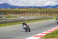 cadwell-no-limits-trackday;cadwell-park;cadwell-park-photographs;cadwell-trackday-photographs;enduro-digital-images;event-digital-images;eventdigitalimages;navarra;no-limits-trackdays;peter-wileman-photography;racing-digital-images;trackday-digital-images;trackday-photos